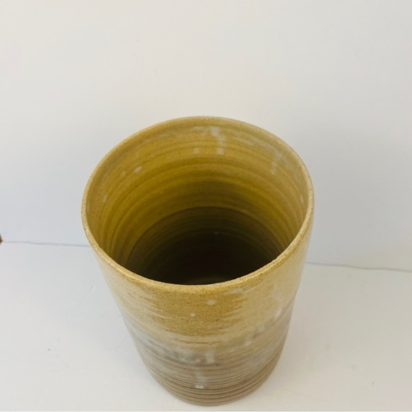 POTTERY vase yellow cream ochre large tall ribbed drip glazed - Picture 10 of 12